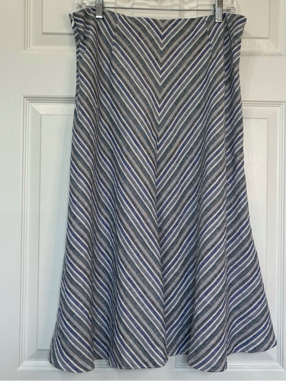 Banana Republic Linen Skirt Womens 10 Side Zip Blue White Tan Diagonal Stripes - Picture 3 of 7